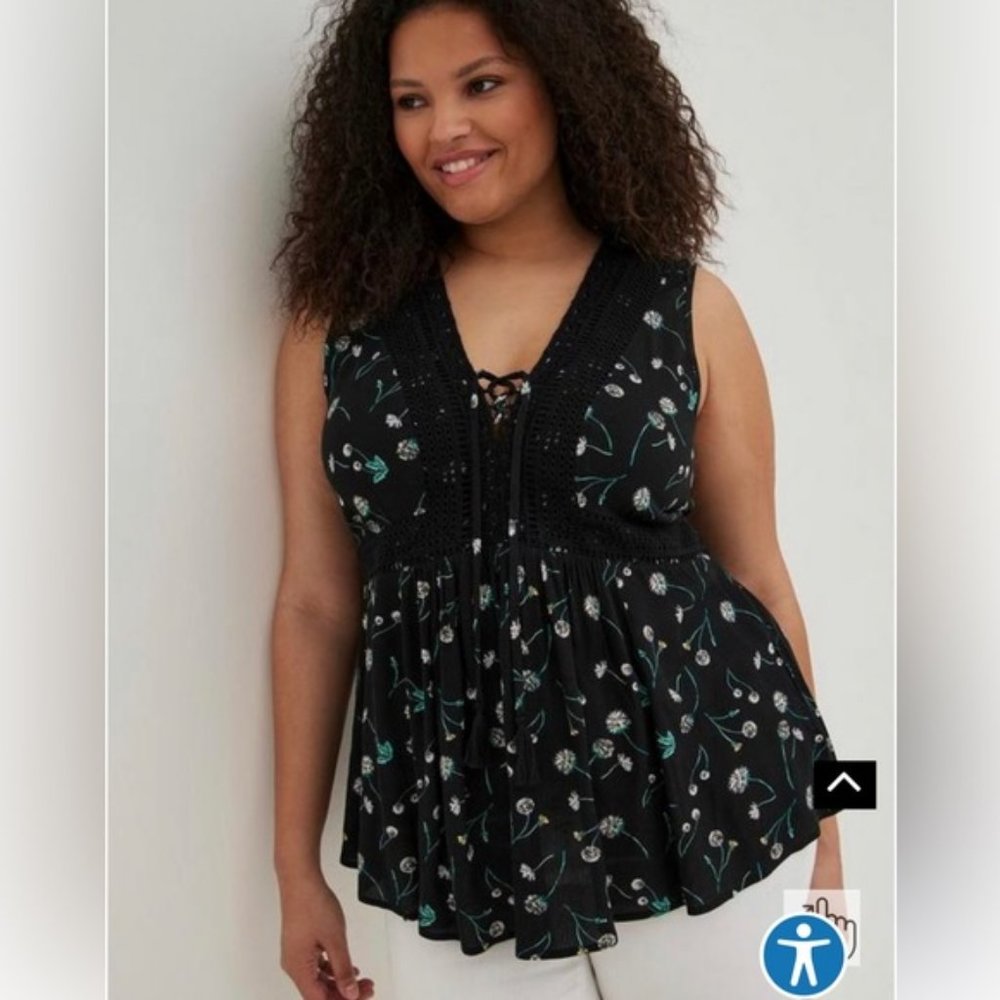 Torrid Black Floral Crinkle Gauze Babydoll Top Size 00 (M/L)